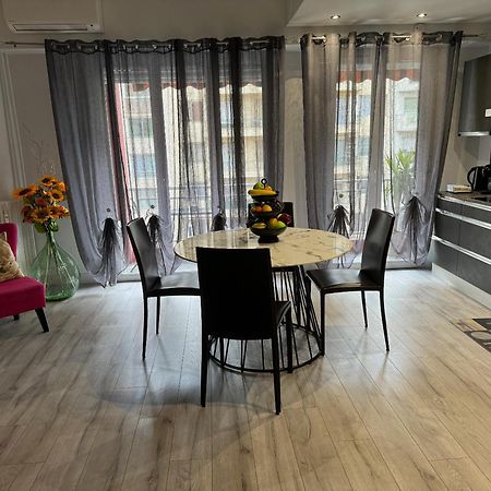 Gorgeous 2 Bedrooms Holiday Apartement Nice Eksteriør billede