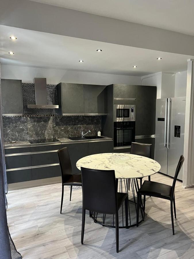 Gorgeous 2 Bedrooms Holiday Apartement Nice Eksteriør billede