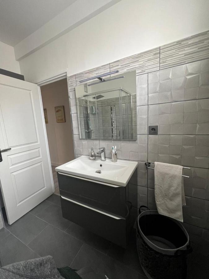 Gorgeous 2 Bedrooms Holiday Apartement Nice Eksteriør billede