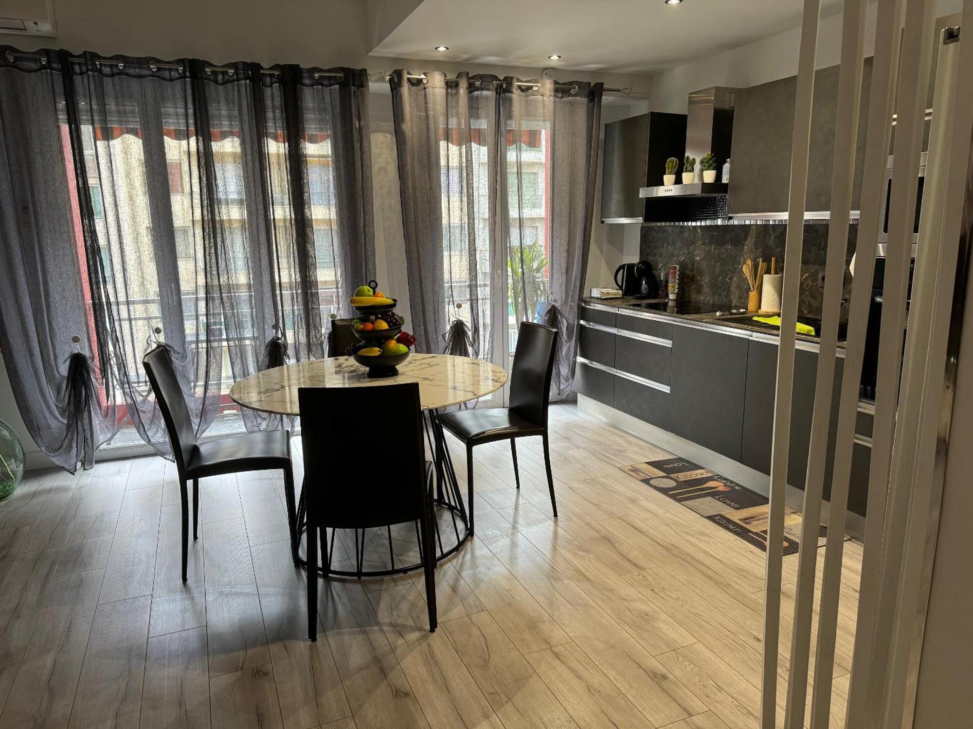 Gorgeous 2 Bedrooms Holiday Apartement Nice Eksteriør billede