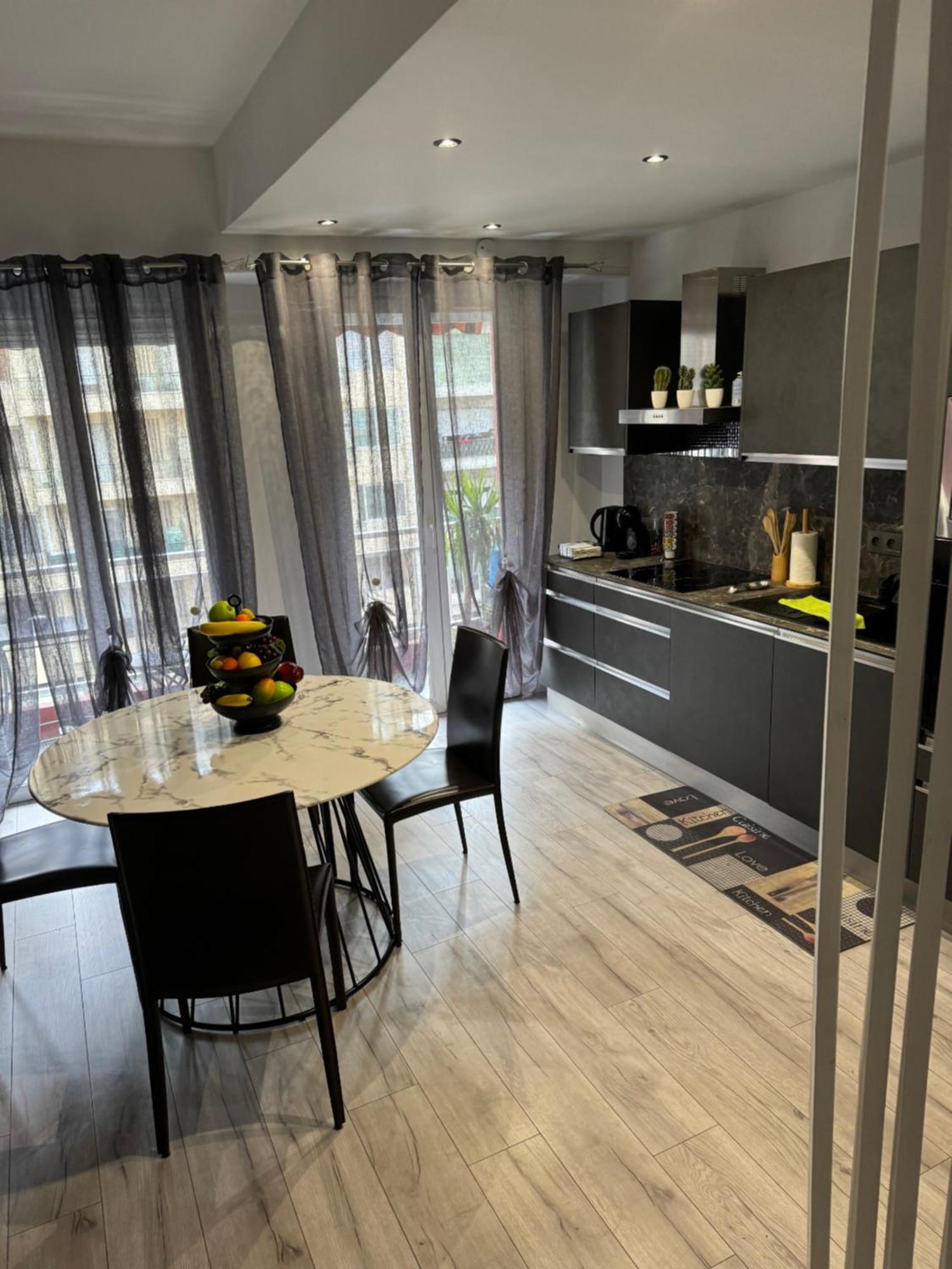 Gorgeous 2 Bedrooms Holiday Apartement Nice Eksteriør billede