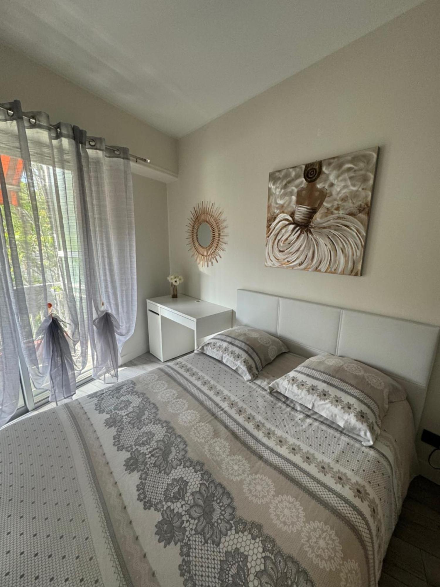 Gorgeous 2 Bedrooms Holiday Apartement Nice Eksteriør billede